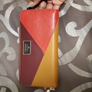 Fossil Zip Clutch Wallet in Red Multi